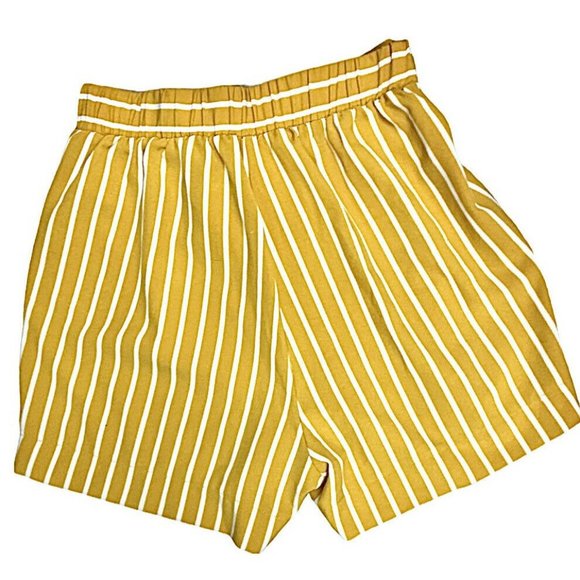MOSAIC & CO High Rise Shorts with Tie Belt sz Smal - Picture 2 of 6